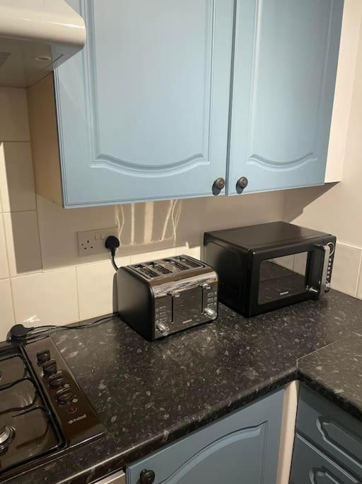 Cosy Bungalow In A Handy Location Market Harborough Bagian luar foto